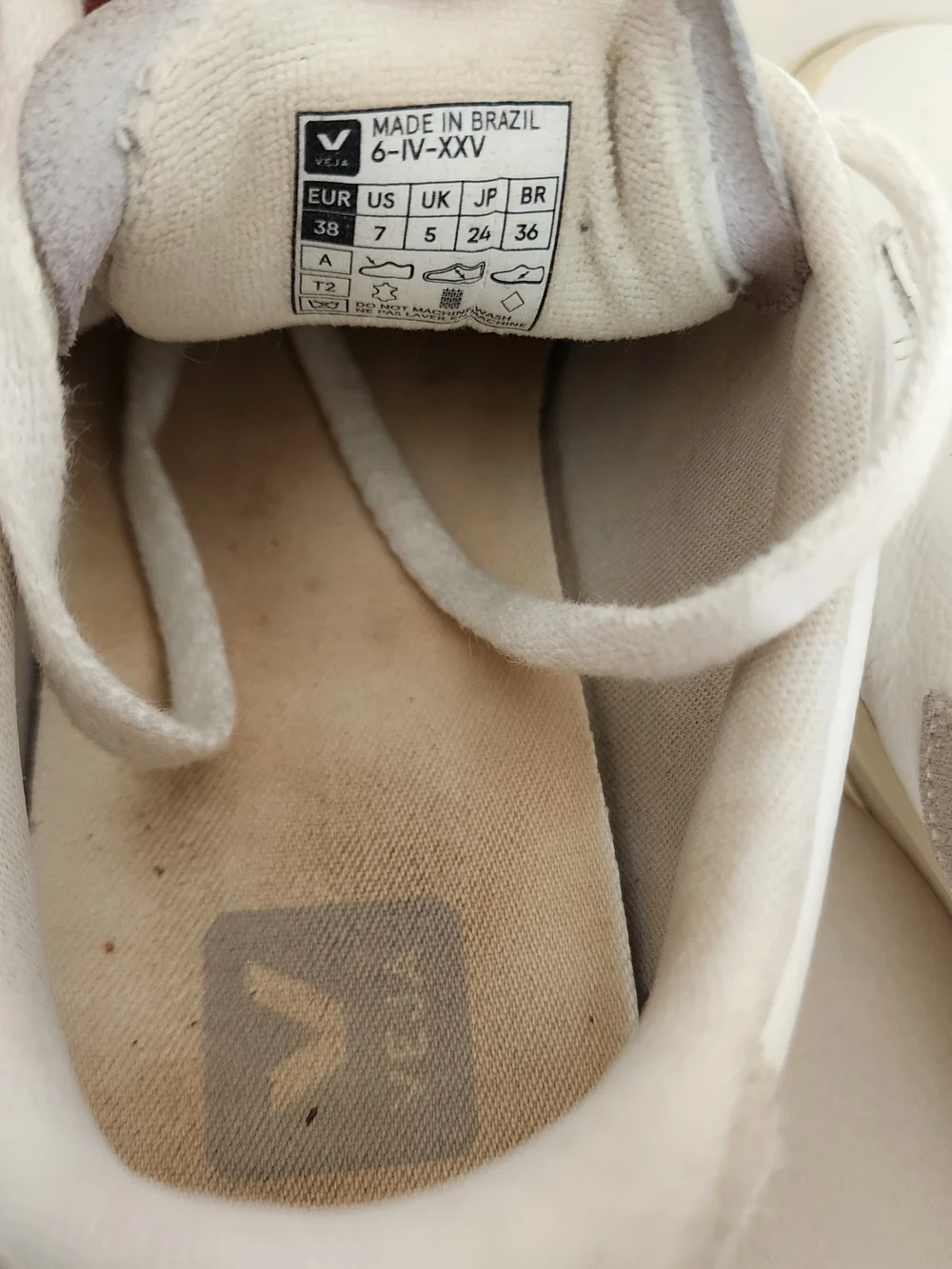 Veja White Leather Sneakers with Taupe V Accent